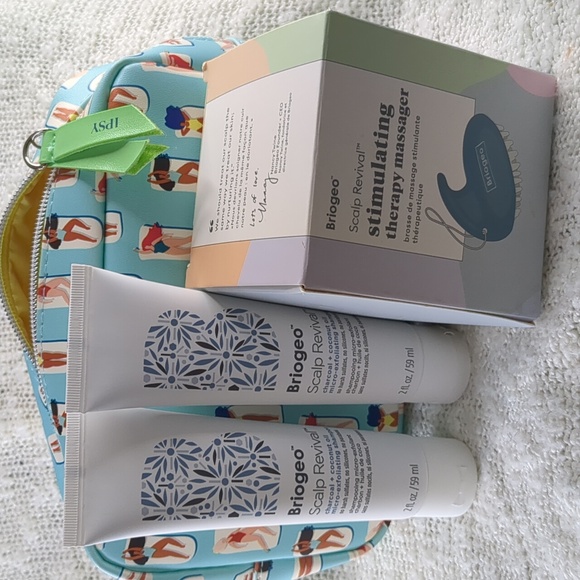 Briogeo Other - Briogeo Scalp Revival Bundle, 2x 59ml/2.0fl oz & Massager Tool
